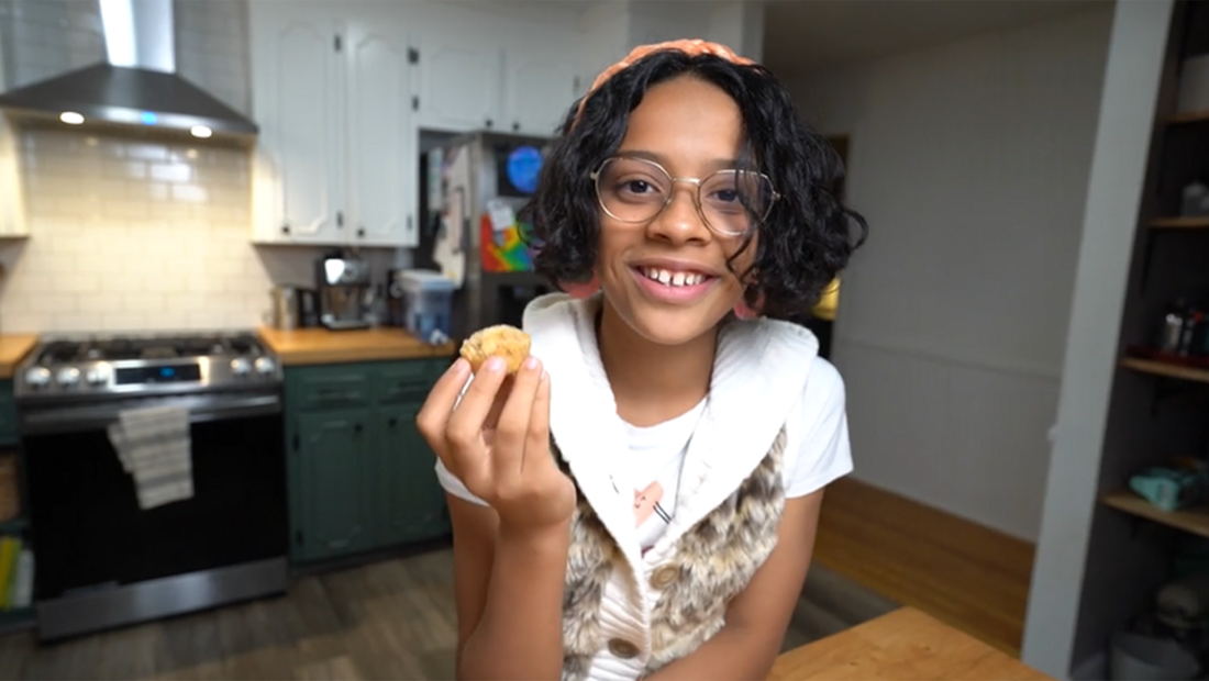 Mini Apple Fritters (Baked in a Mini Muffin Tin) 