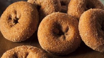 apple cider donuts