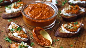 Walnut Romesco