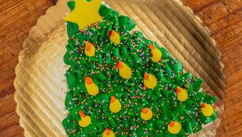 christmas tree cake