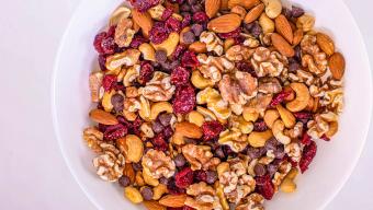 dr li trail mix