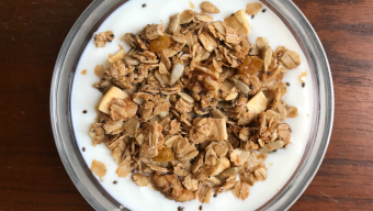 Apple Pie Granola 