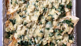 Spinach Artichoke Dipchos (Nachos!) 