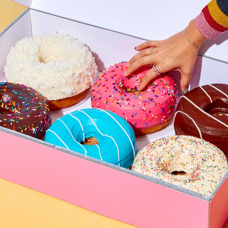 flour shop nyc donut cake