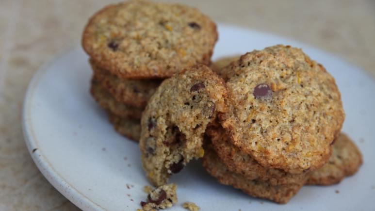 daphne oz chocolate chip cookies