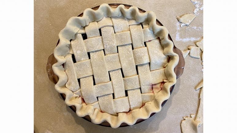 crimped pie crust