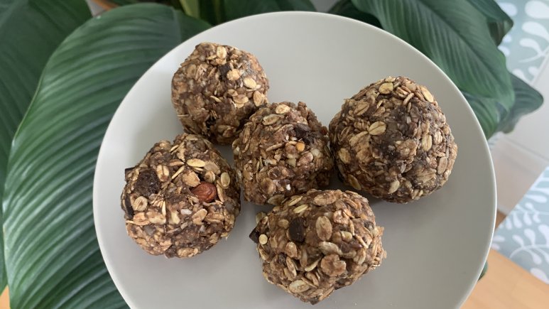 protein oat balls